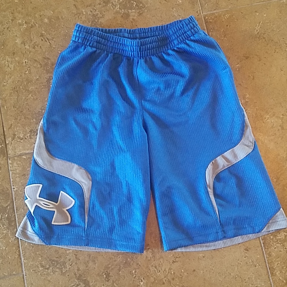 Boys Under Armour shorts